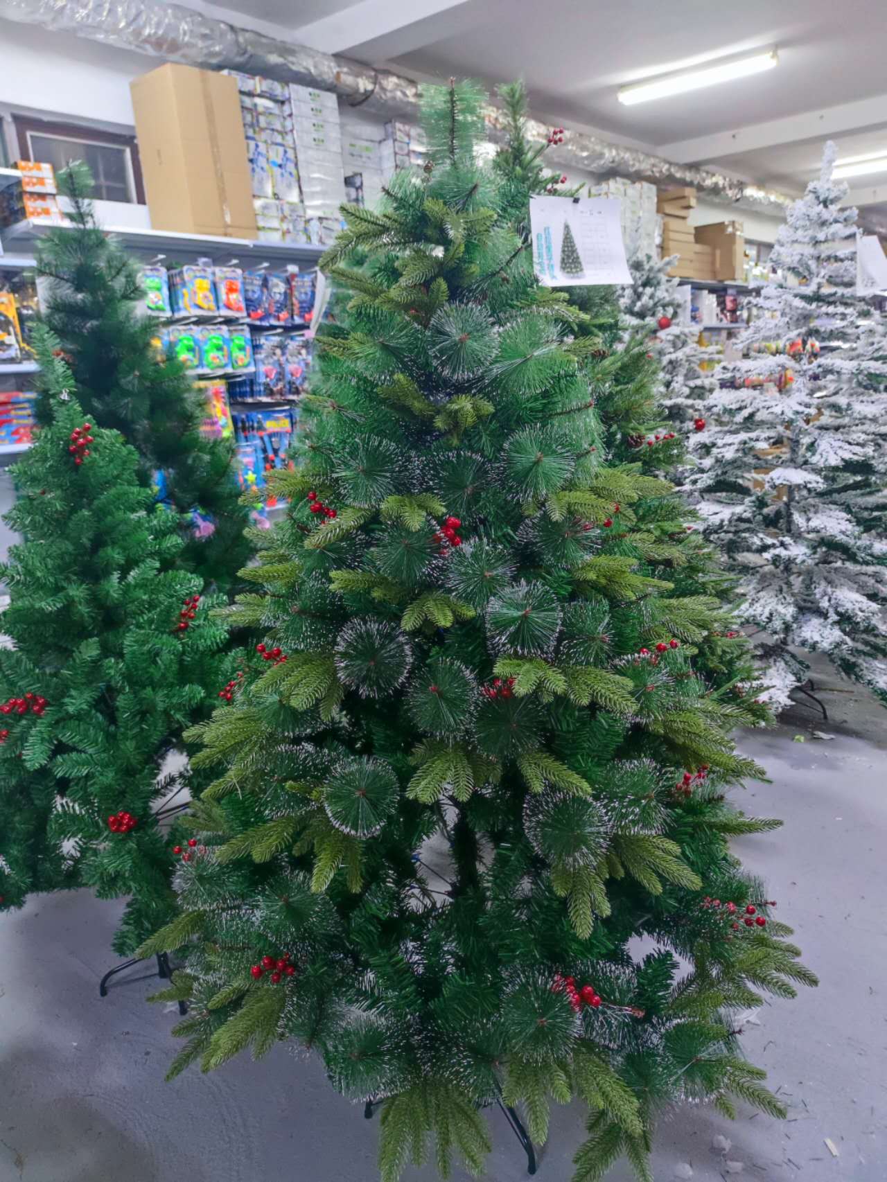 🎄NOVOGODIŠNJA Jelka broj 9   SA BOBICAMA🎄